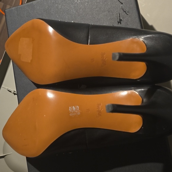 Coach Waverly Pump - never worn - Picture 4 of 5